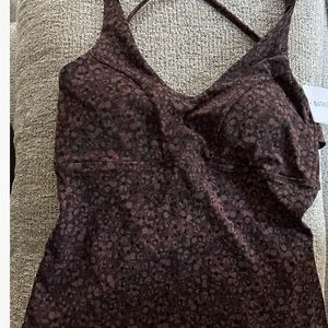 ATHLETA size M Triangle TANKINI Swim TOP retail $69 - NWT